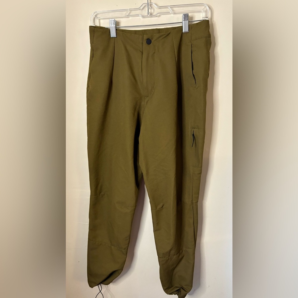 Women's Olive Green The North Face Pants Size 6